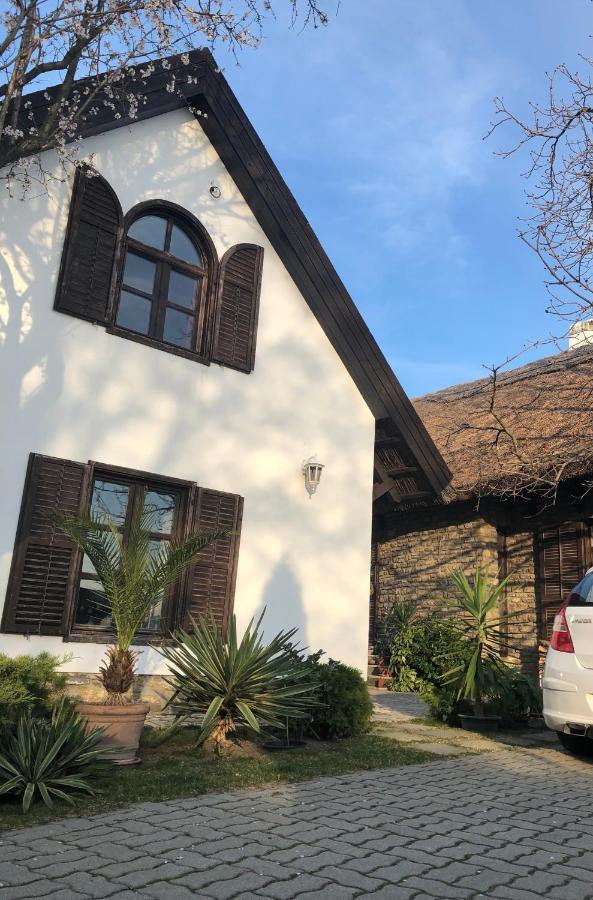 Echo Apartman Tihany Esterno foto